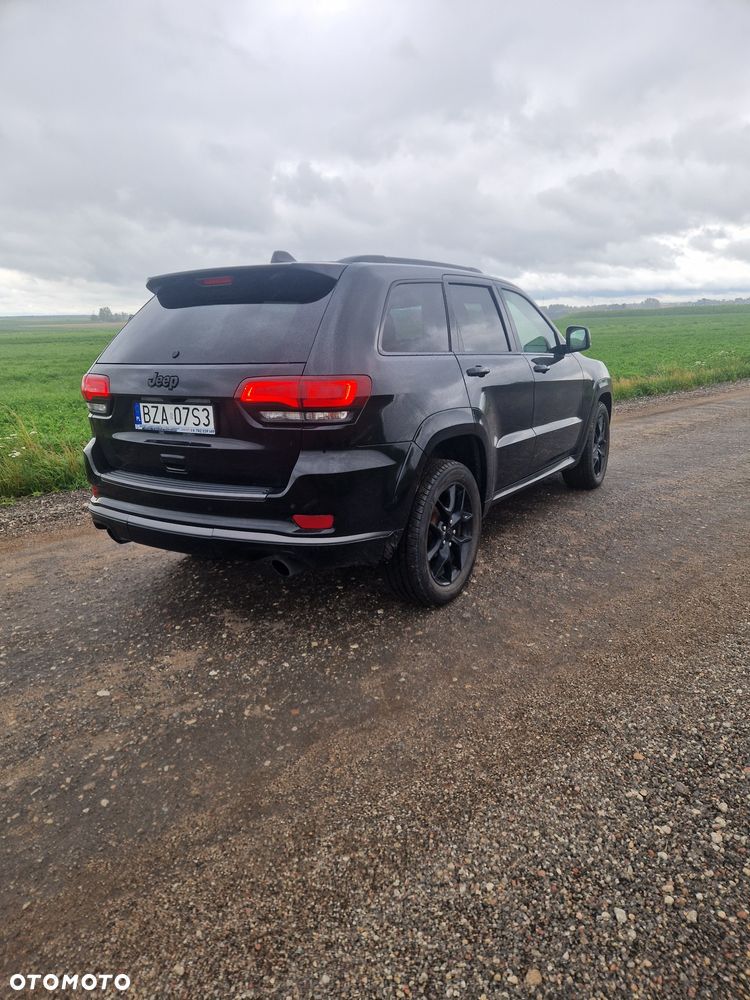 Jeep Grand Cherokee - 4