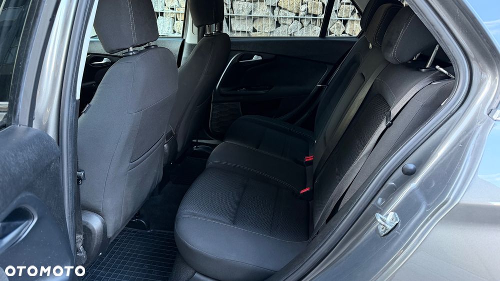 Fiat Tipo - 18