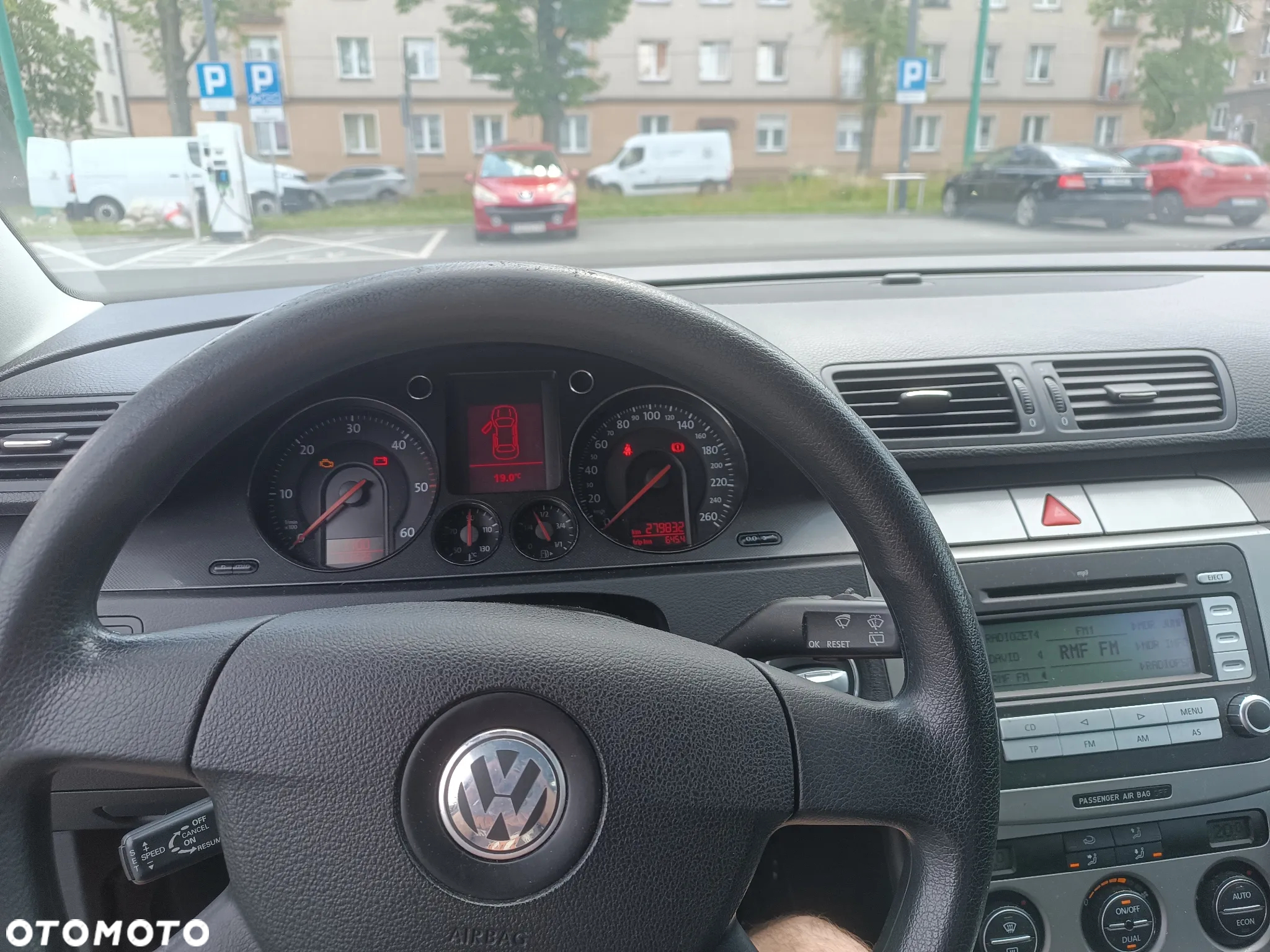 Volkswagen Passat 2.0 TDI Comfortline - 3