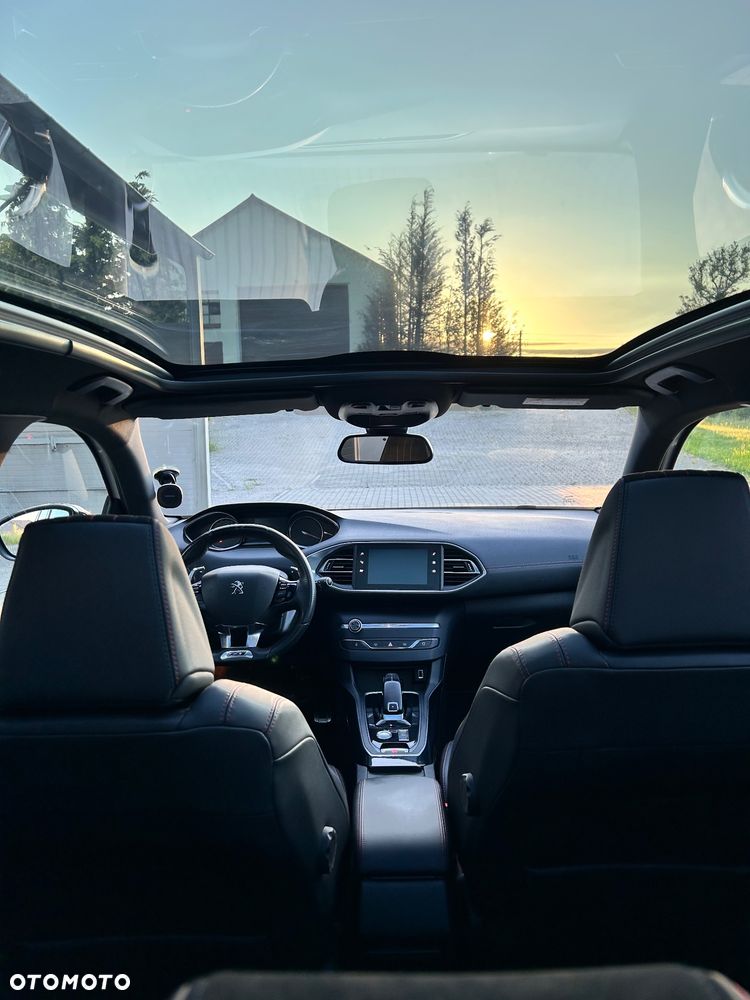 Peugeot 308 BlueHDi FAP 180 EAT8 Stop & Start GT - 27