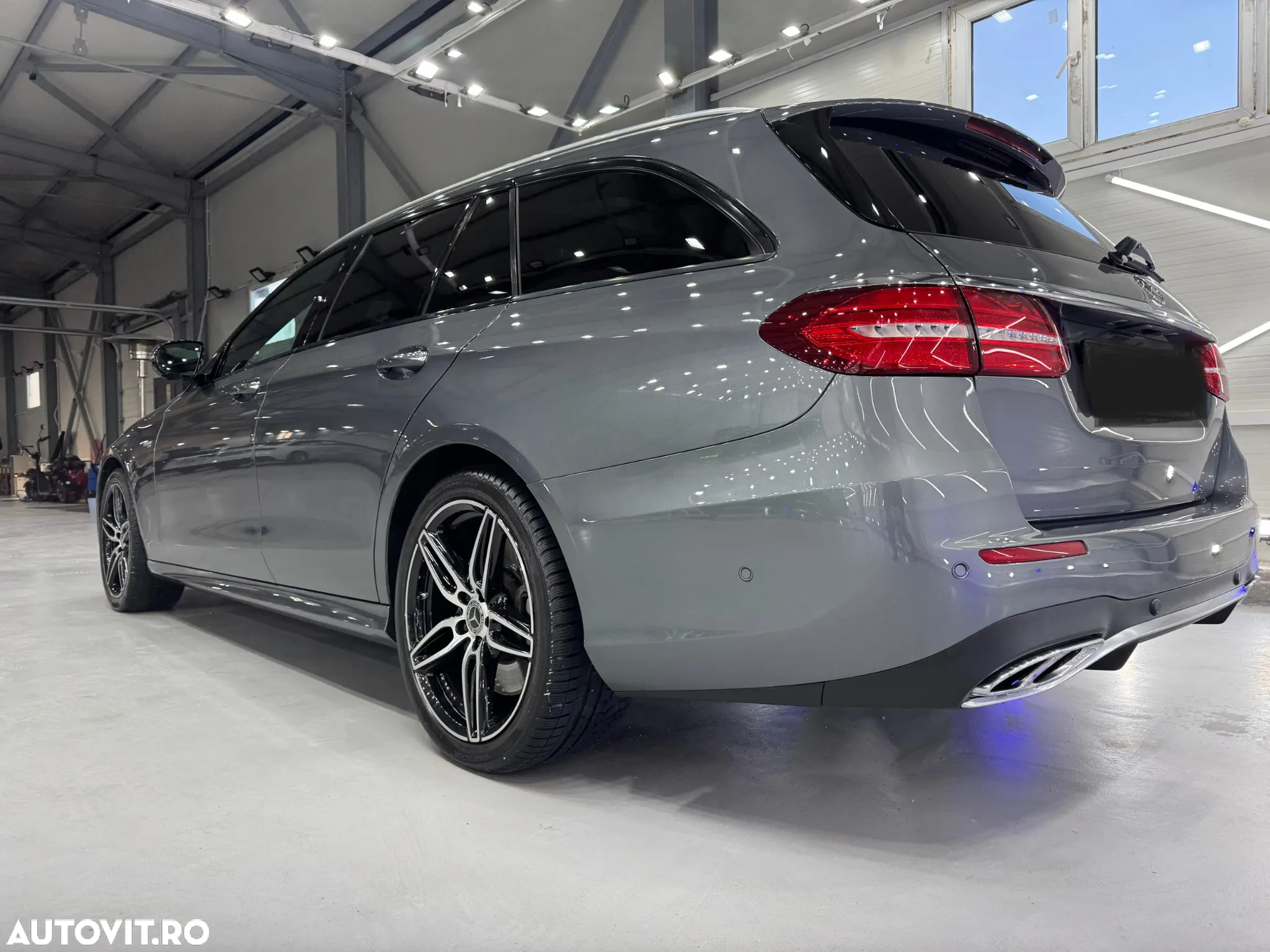 Mercedes-Benz E AMG 43 4Matic T 9G-TRONIC - 6