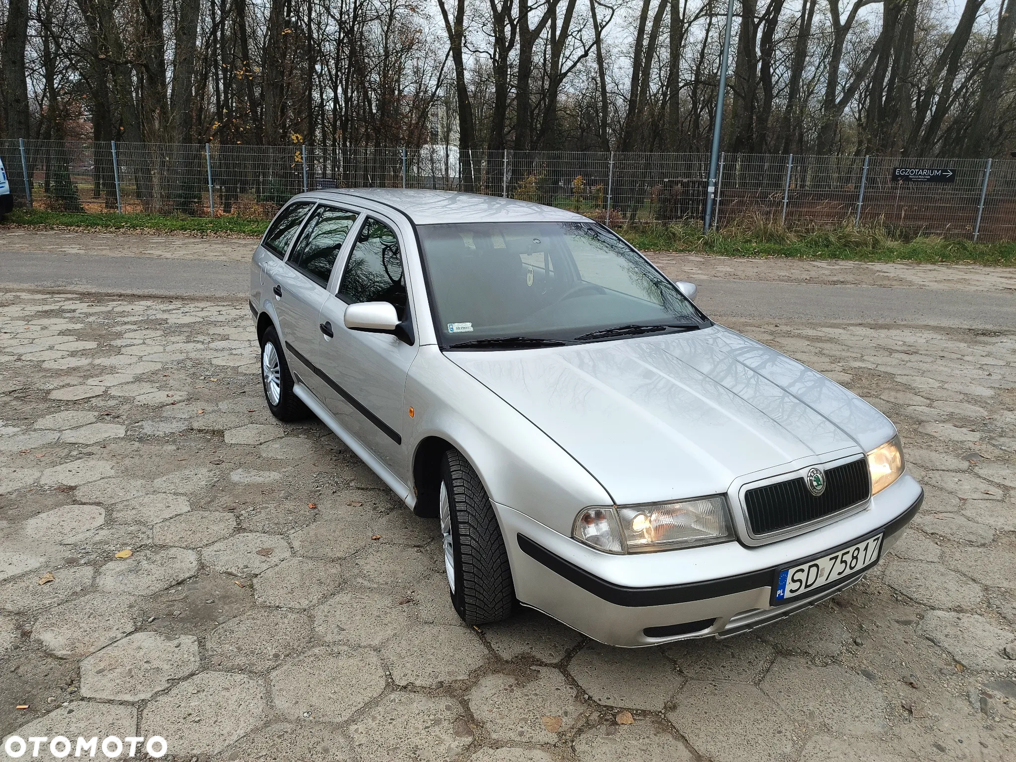 Skoda Octavia 1.8 GLX - 2