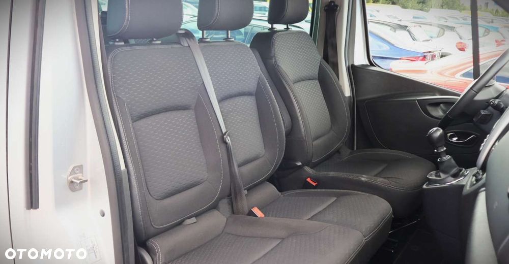 Opel Vivaro - 23
