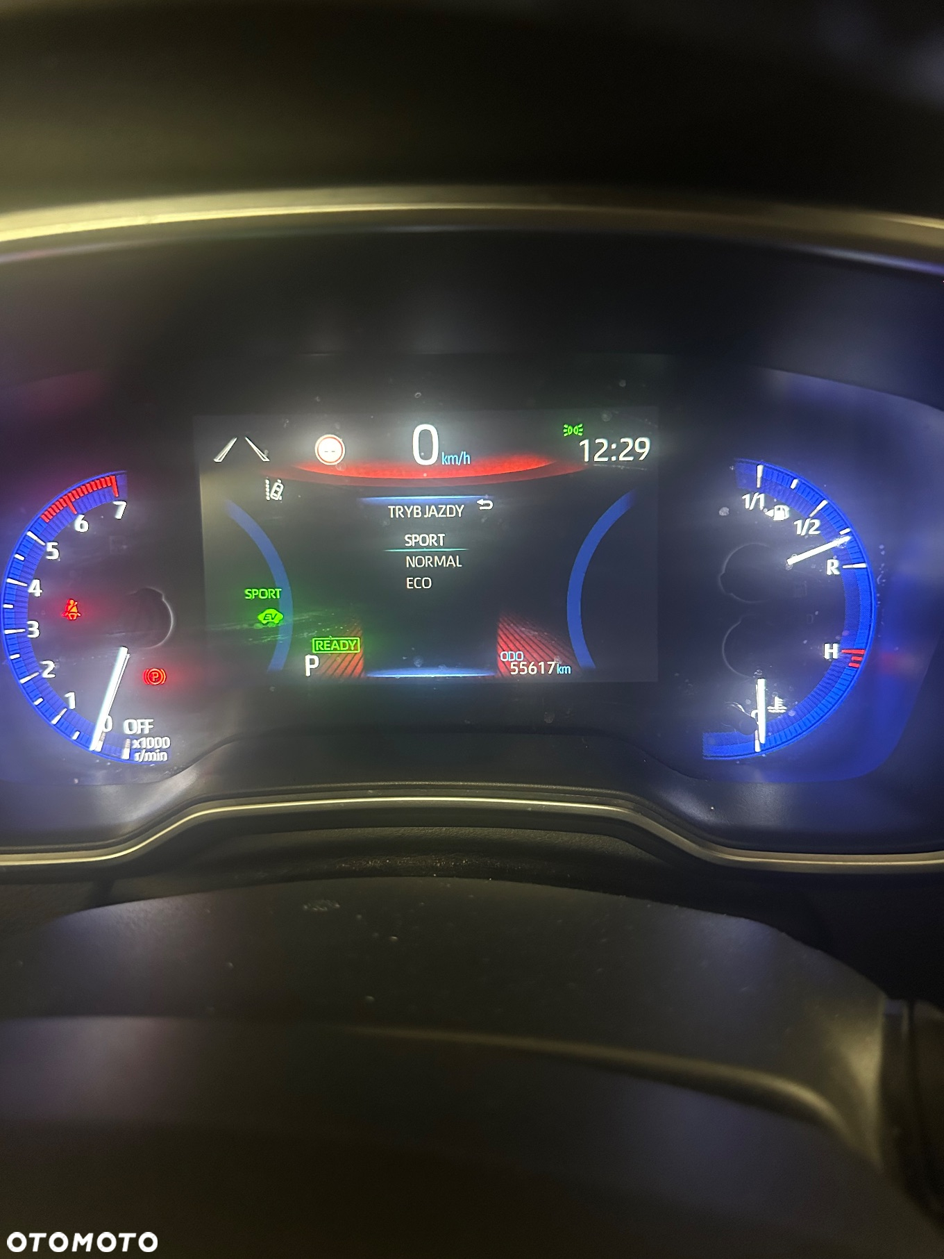 Toyota Corolla 1.8 Hybrid Comfort - 16