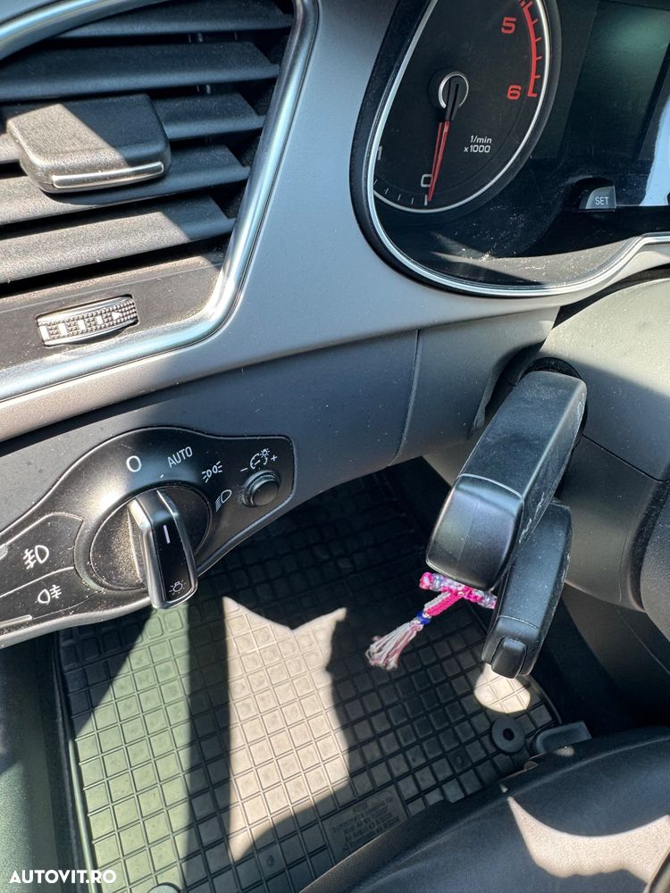Audi A4 Limuzina 2.0 TDI ultra DPF Attraction - 13