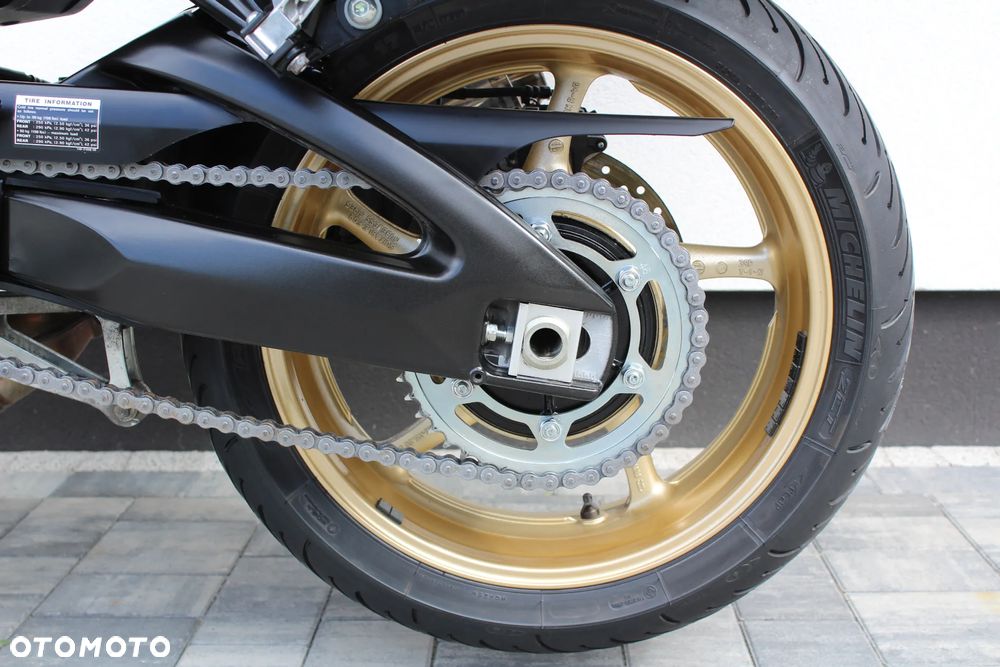 Yamaha FZ8 - 19