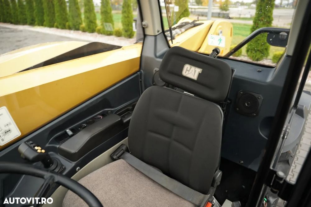 Cat TH407C / ÎNCĂRCĂTOR TELESCOPIC / 2015 / - 35