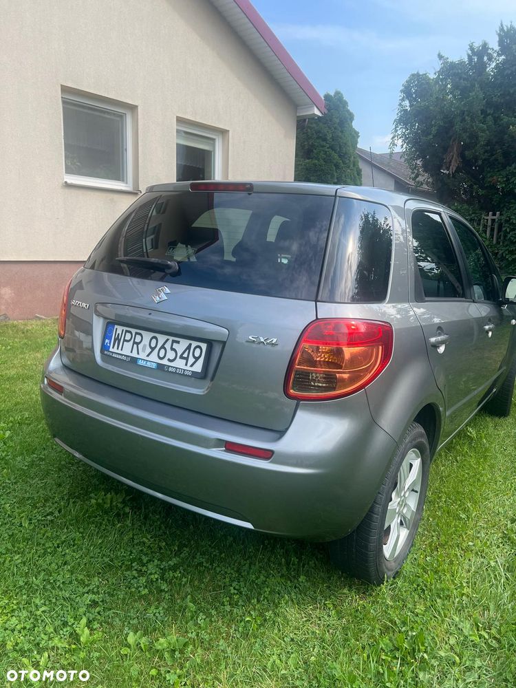 Suzuki SX4 1.6 VVT 4x2 Comfort - 4