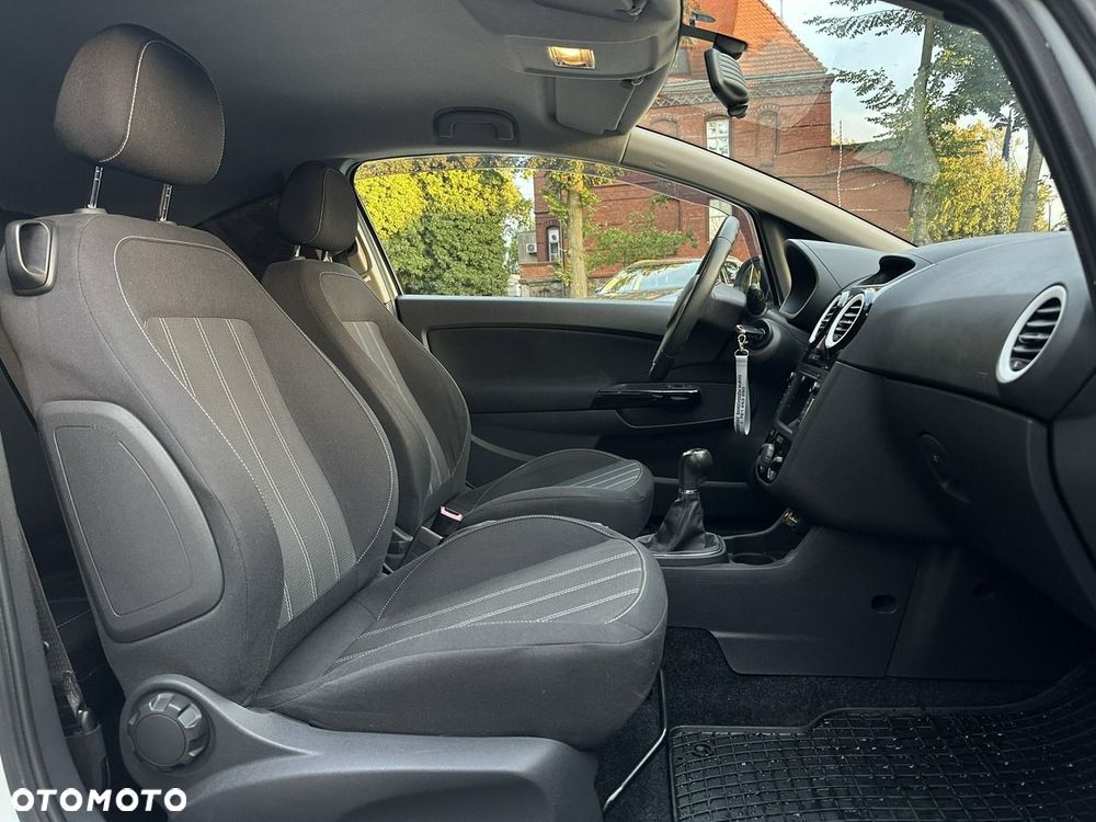 Opel Corsa - 11