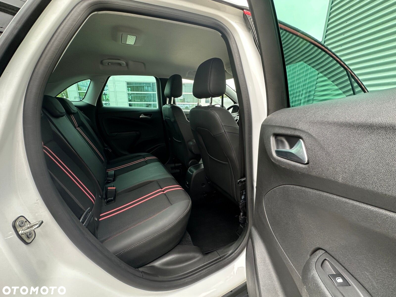 Opel Crossland - 17