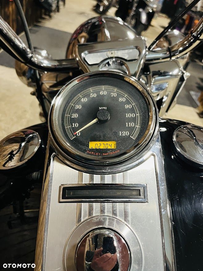 Harley-Davidson Touring Road King - 10