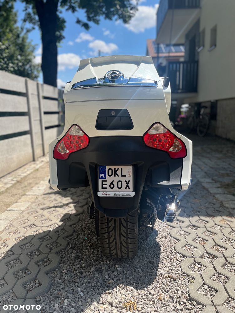 Can-Am Spyder - 5