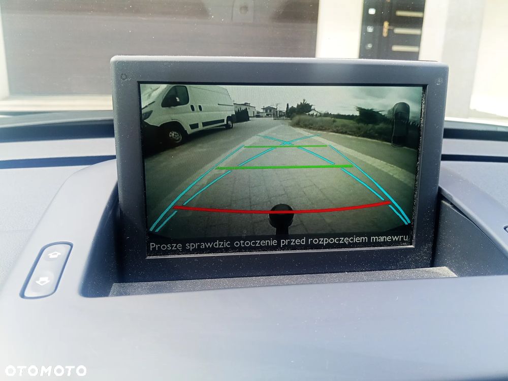 Peugeot 3008 1.6 BlueHDi Style S&S - 21