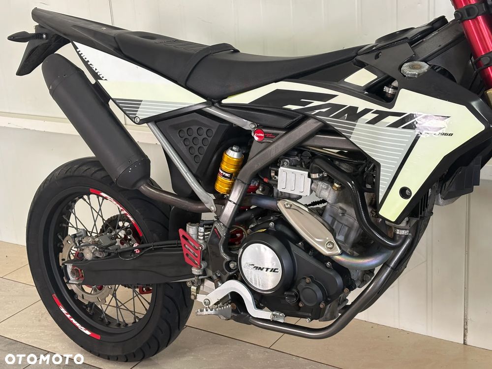 Fantic Inny - 9