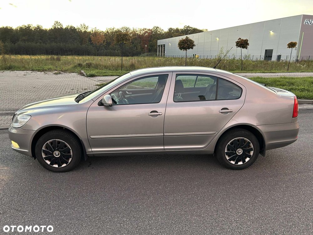 Skoda Octavia 1.4 TSI Ambiente DSG - 3