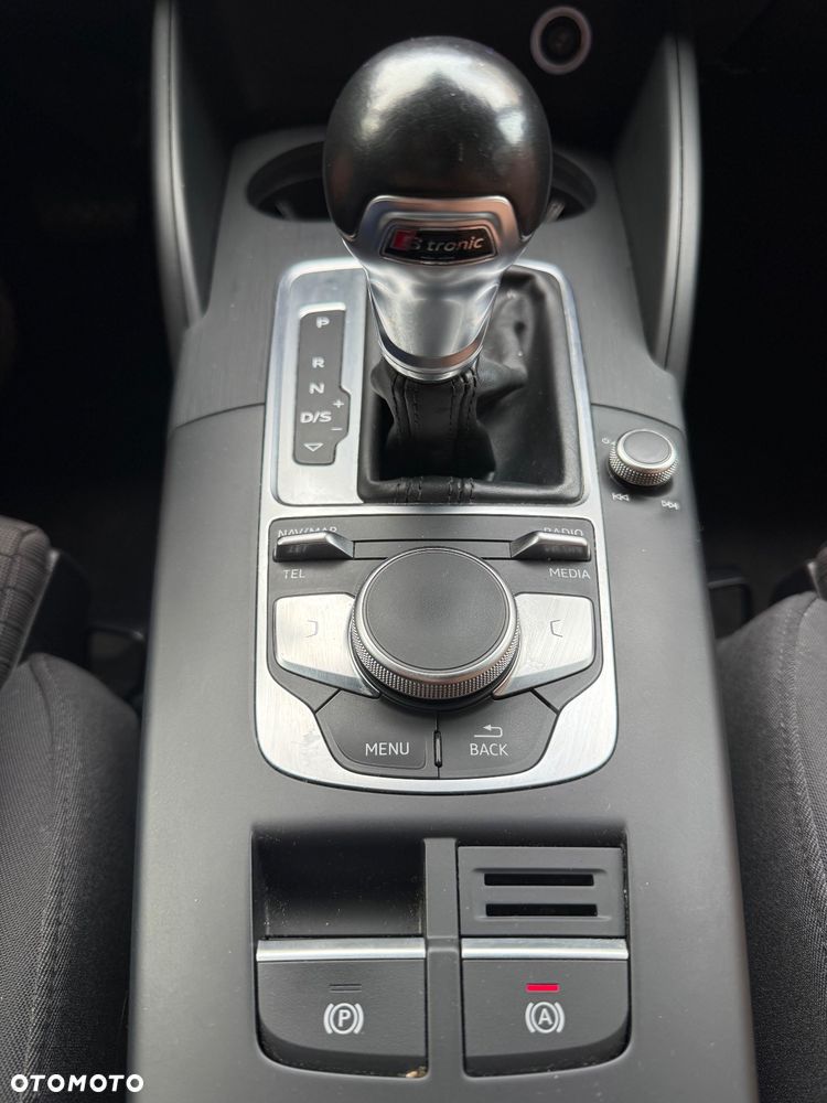 Audi A3 Sportback 2.0 TDI Sport S tronic - 10