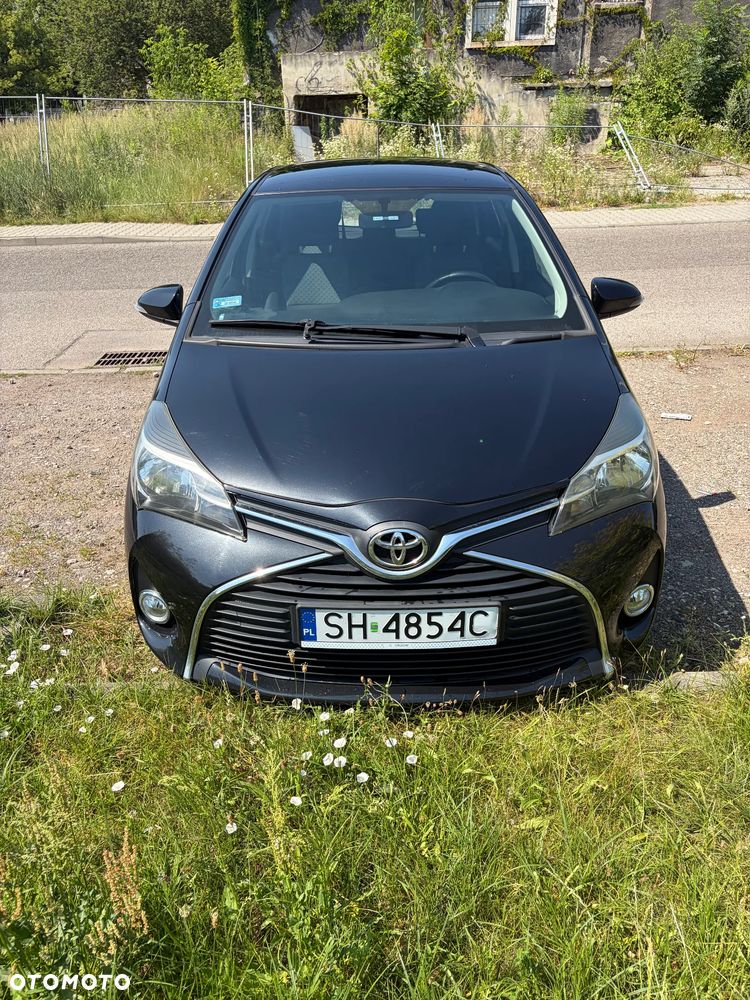 Toyota Yaris 1.33 Premium - 1
