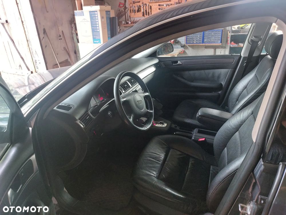 Audi A6 Avant - 4