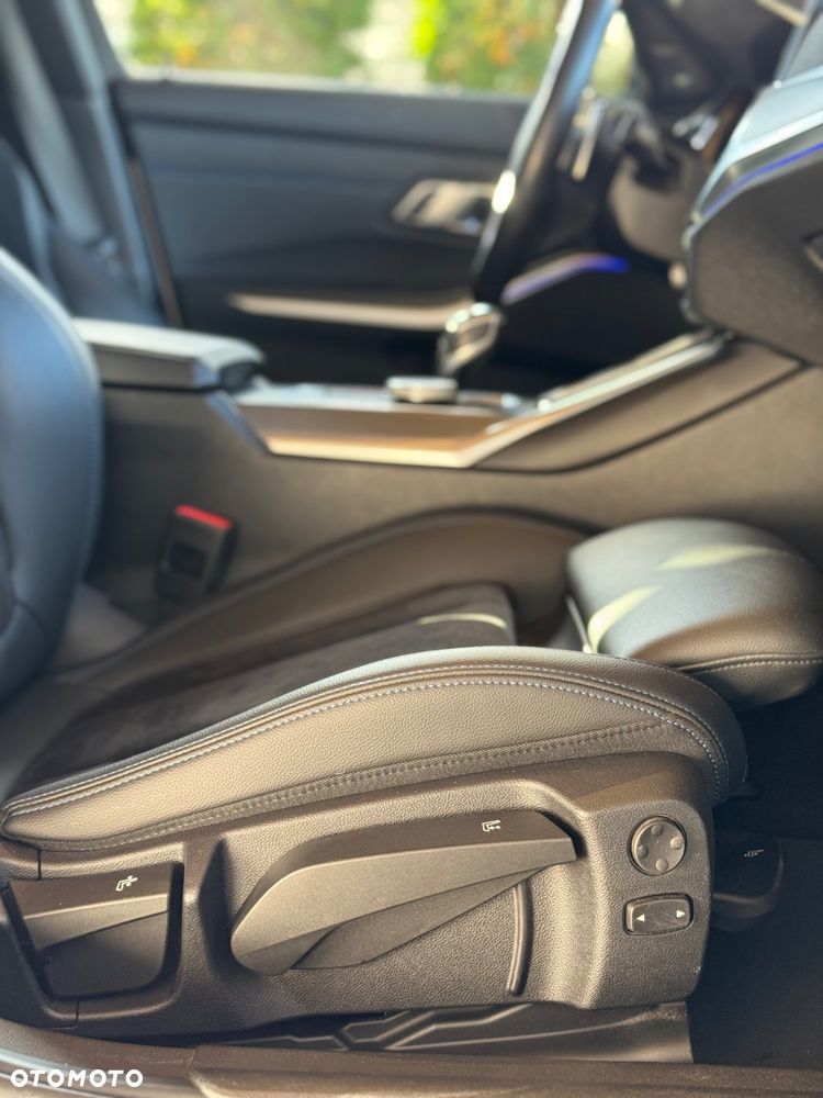 BMW Seria 3 320d xDrive mHEV M Sport - 20