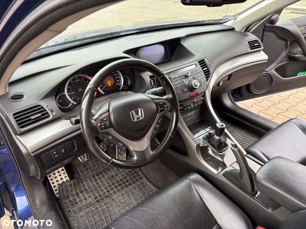Honda Accord 2.2d Executive Nav - 9