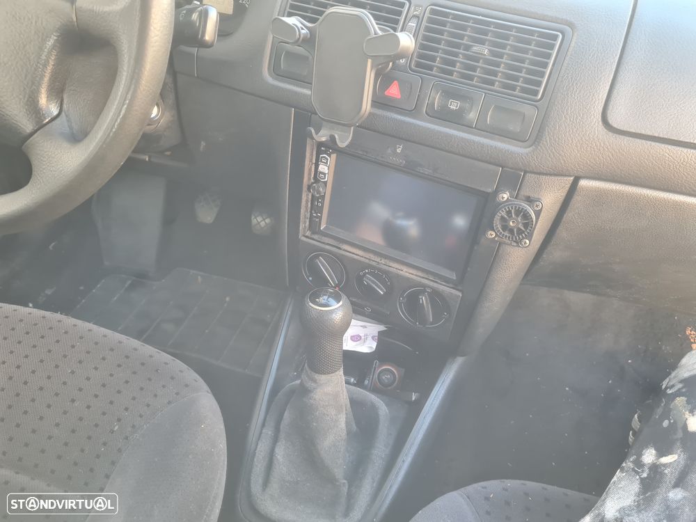 VW Golf 1.4i Confortline - 12