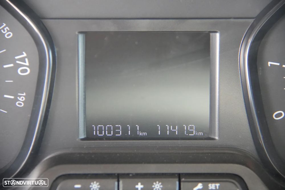 Peugeot Expert Traveller 9Lugares AC Traseiro 1.5BlueHDI 120cv - 15