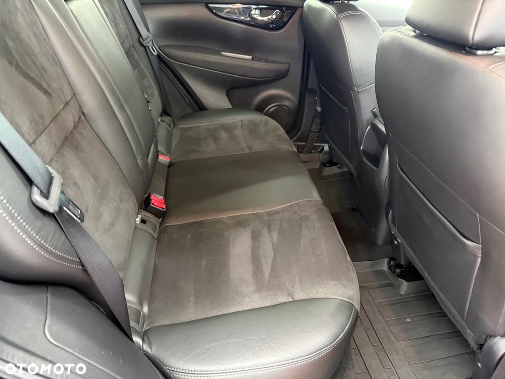 Nissan Qashqai 1.5 dCi Tekna EU6 - 27