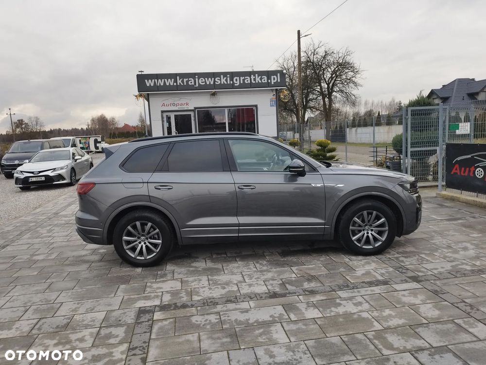 Volkswagen Touareg - 2