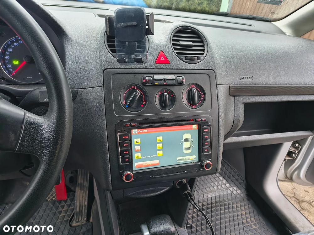 Volkswagen Caddy - 13