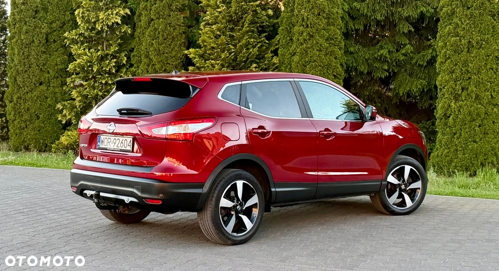 Nissan Qashqai 1.2 DIG-T N-Connecta EU6 - 17