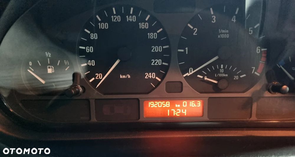 BMW Seria 3 - 15