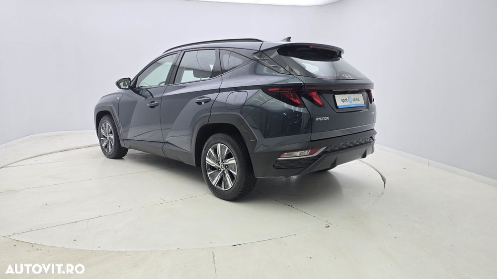 Hyundai Tucson - 8