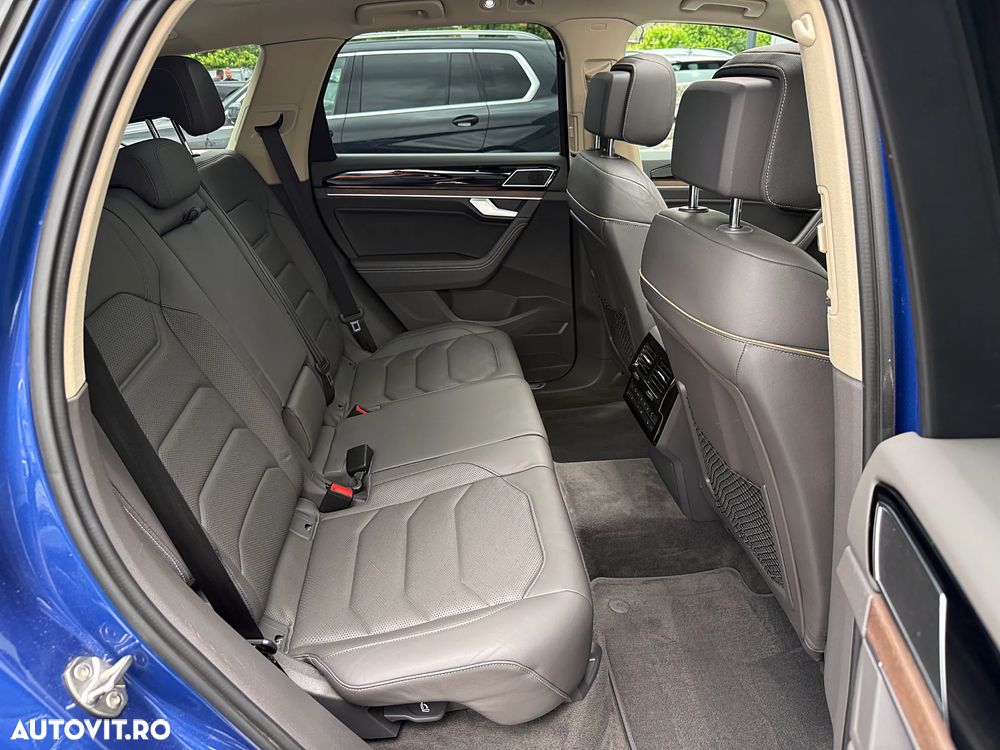 Volkswagen Touareg 3.0 V6 TDI 4Motion DPF Automatik Atmosphere - 27