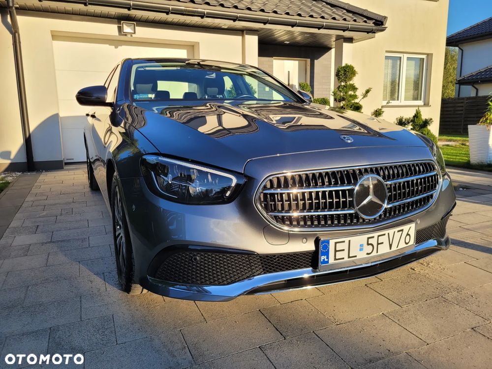 Mercedes-Benz Klasa E 220 d 4-Matic - 1