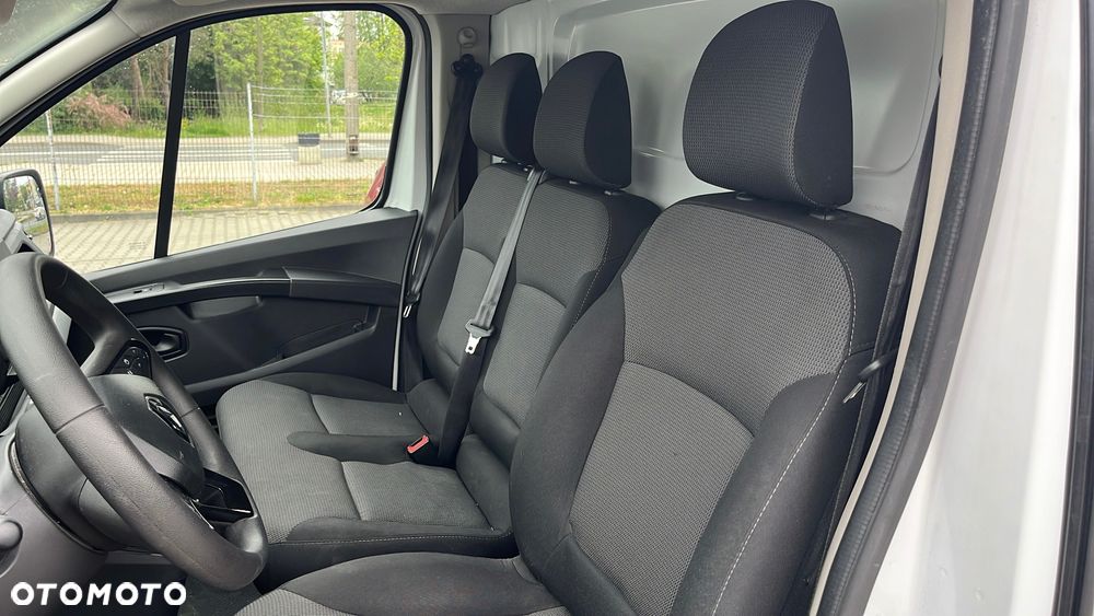 Renault Trafic - 15