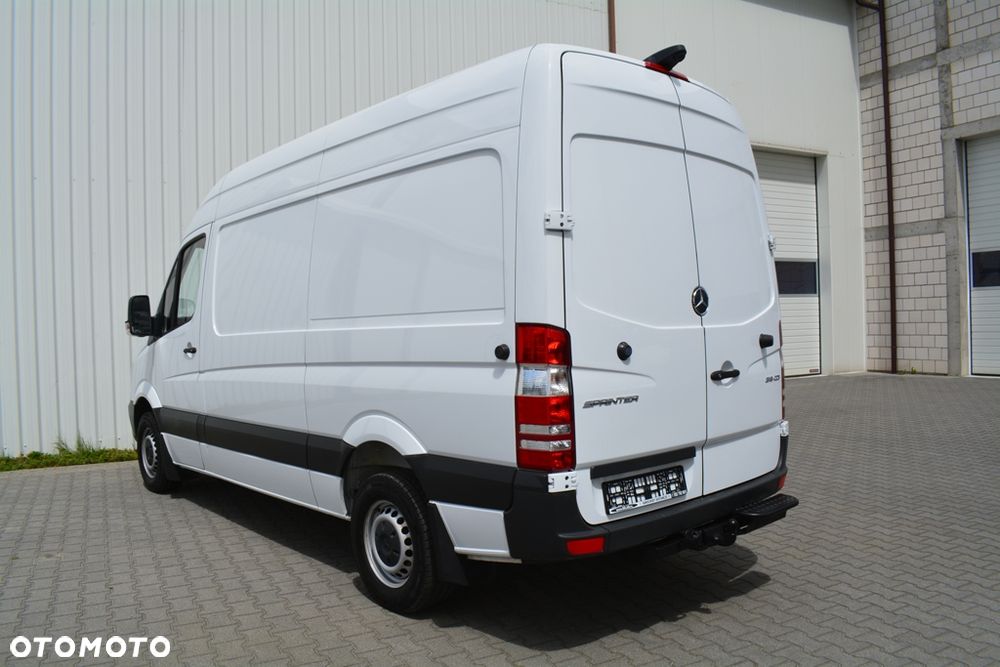 Mercedes-Benz Sprinter 319 CDI 3.0V6 - 8