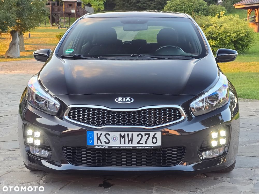 Kia Ceed 1.6 CRDi DCT GT Line - 3