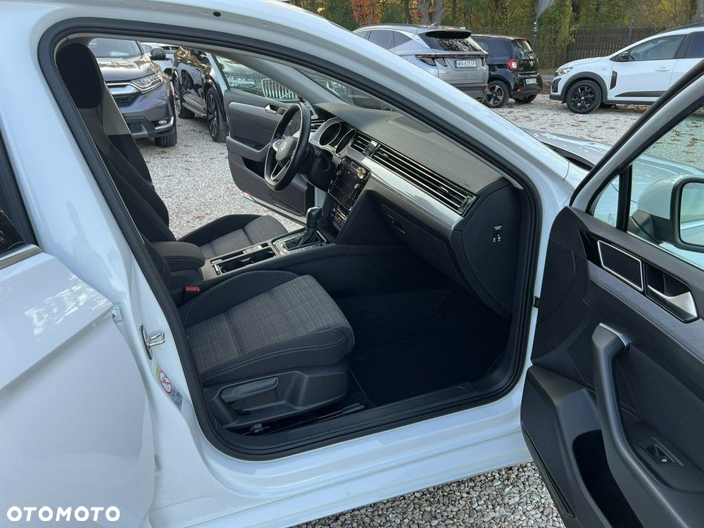 Volkswagen Passat 2.0 TDI EVO Business DSG - 15