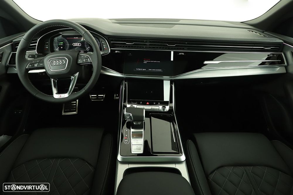 Audi Q8 55 TFSIe quattro Tiptronic - 8