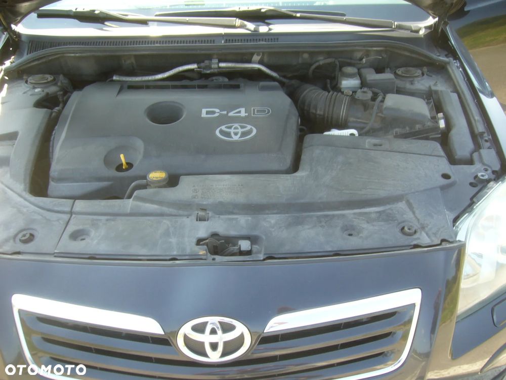 Toyota Avensis 2.2 D-4D Prestige - 30