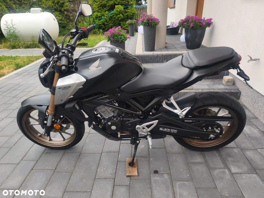 Honda CB - 7