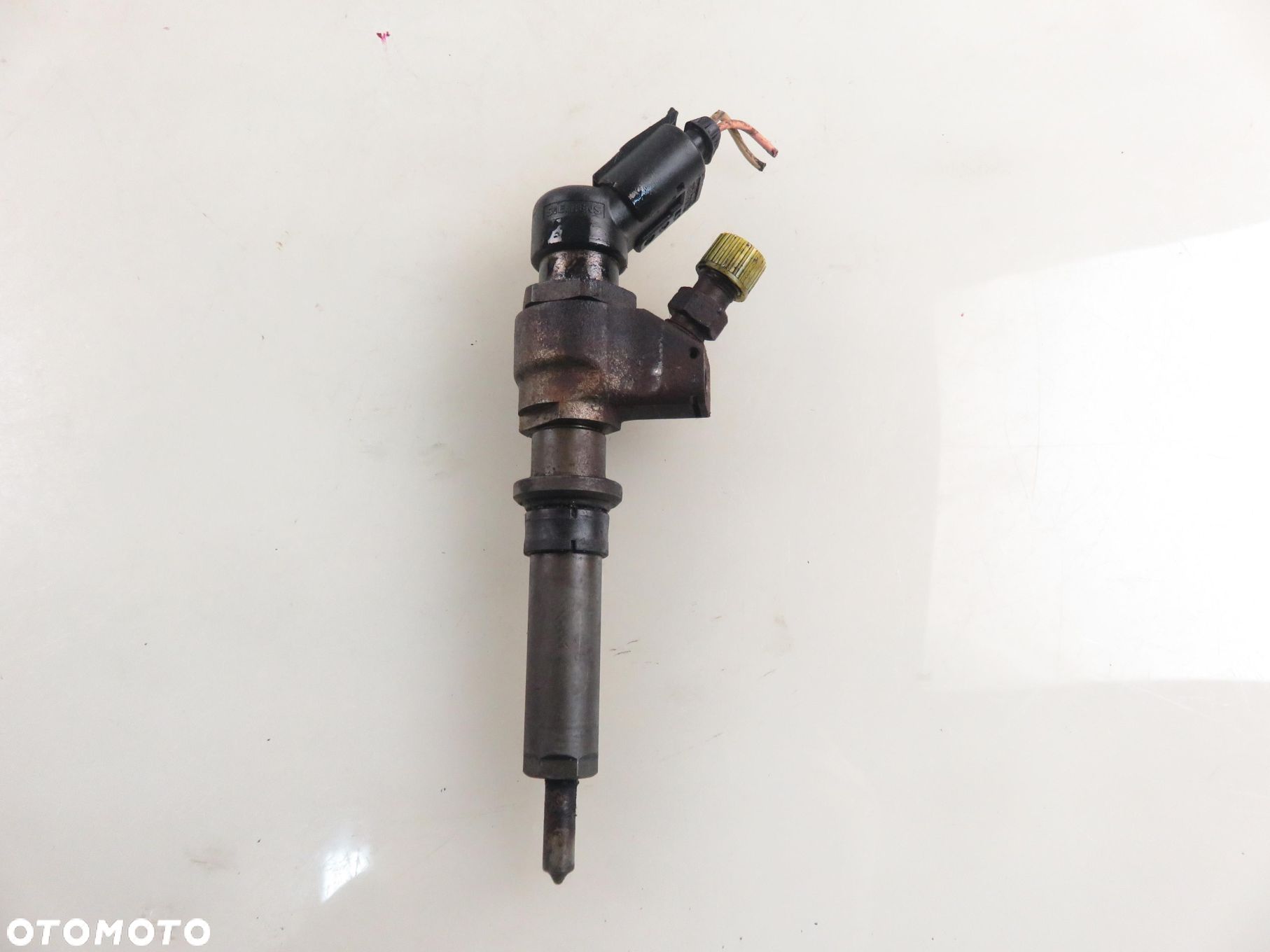 WTRYSKIWACZ PEUGEOT PARTNER I 2.0 HDi - RHY 9636819380 - 1