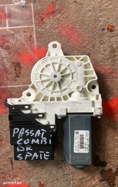 MOTORAS MACARA DREAPTA SPATE 1K0959704P MX1253 Volkswagen VW Passat B - 1