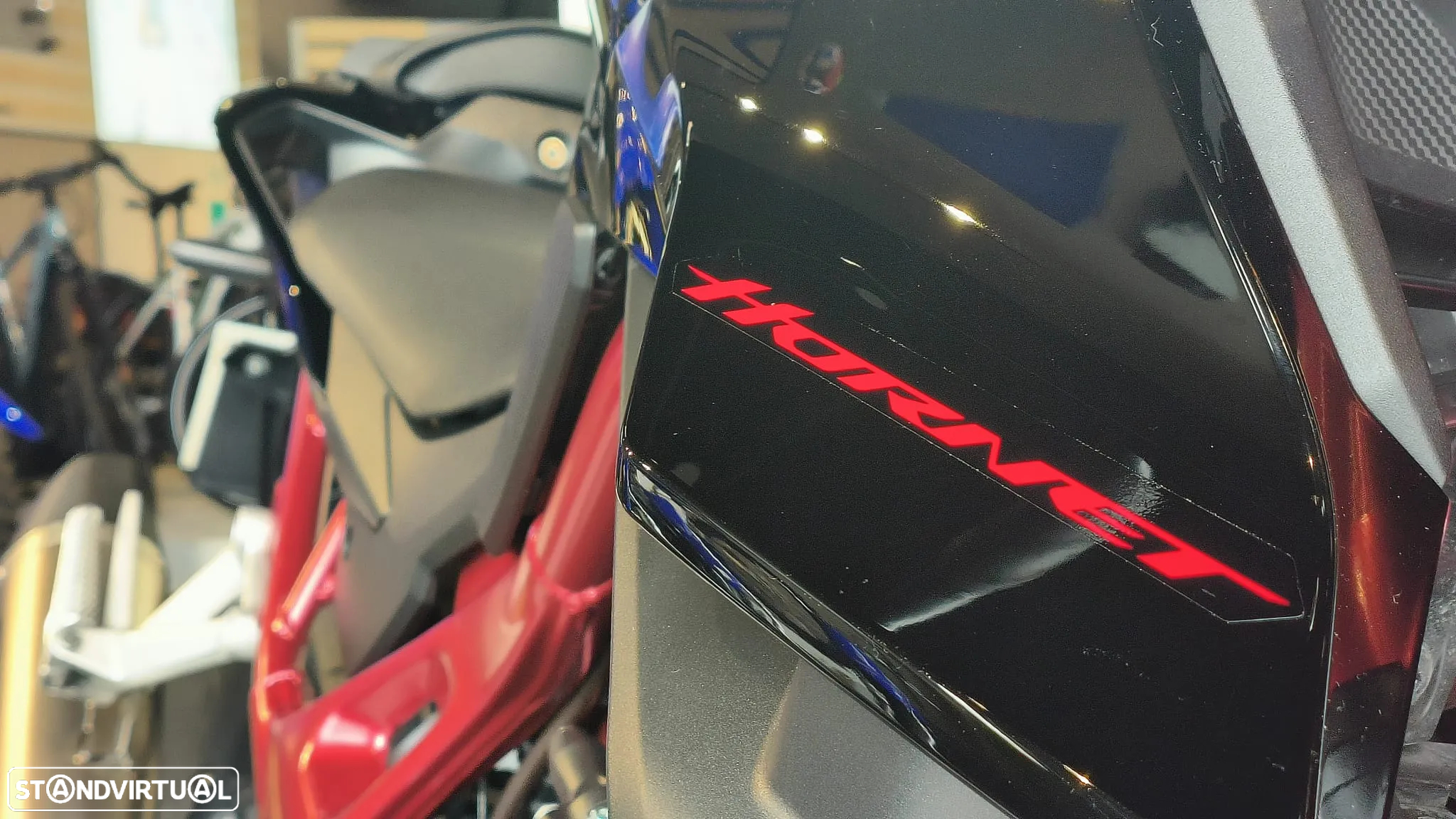 Honda Hornet 750 - 3