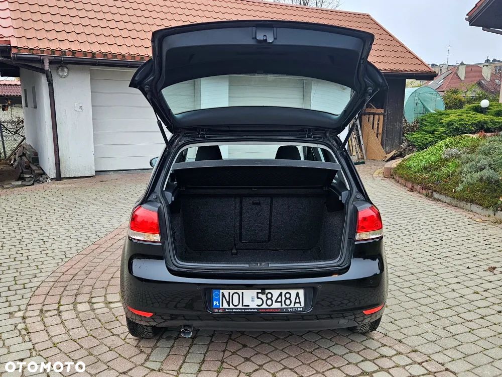 Volkswagen Golf 1.6 TDI DPF BlueMotion Technology MATCH - 13