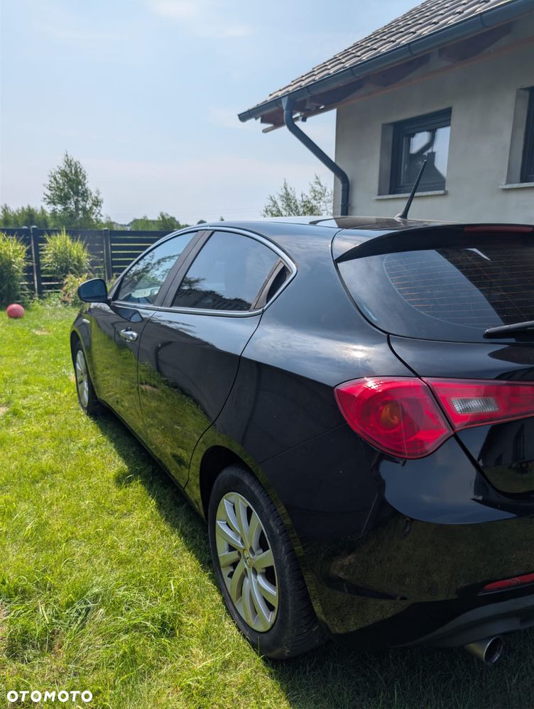 Alfa Romeo Giulietta 2.0 JTDM 16V - 18