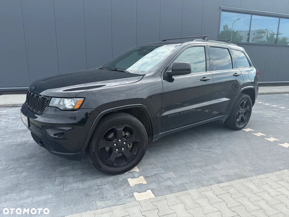 Jeep Grand Cherokee - 19
