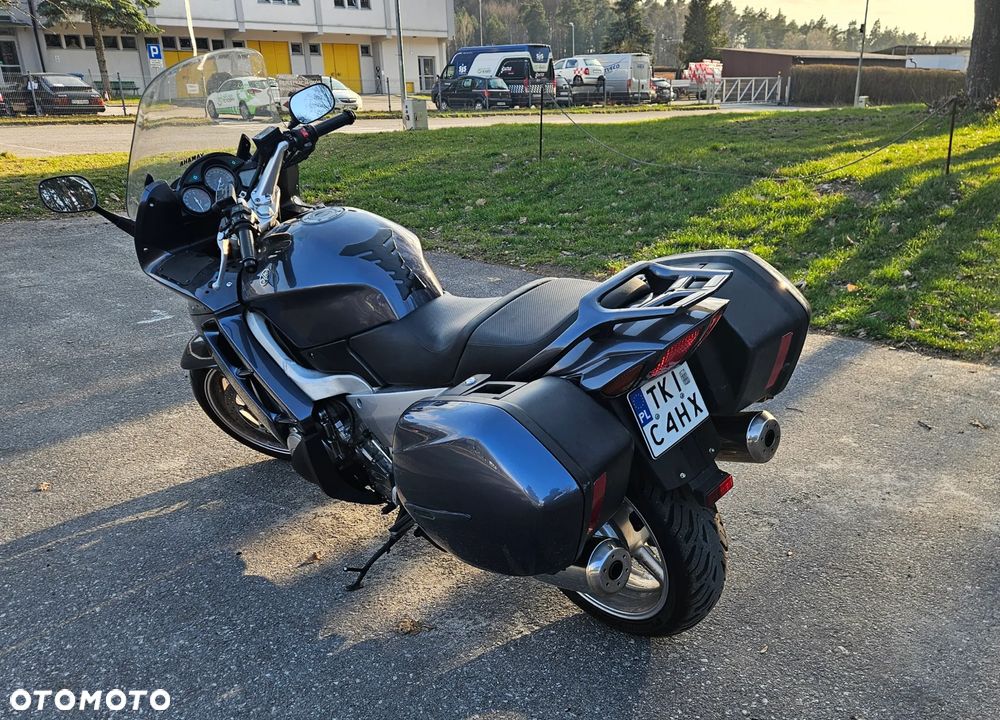 Yamaha FJR - 26