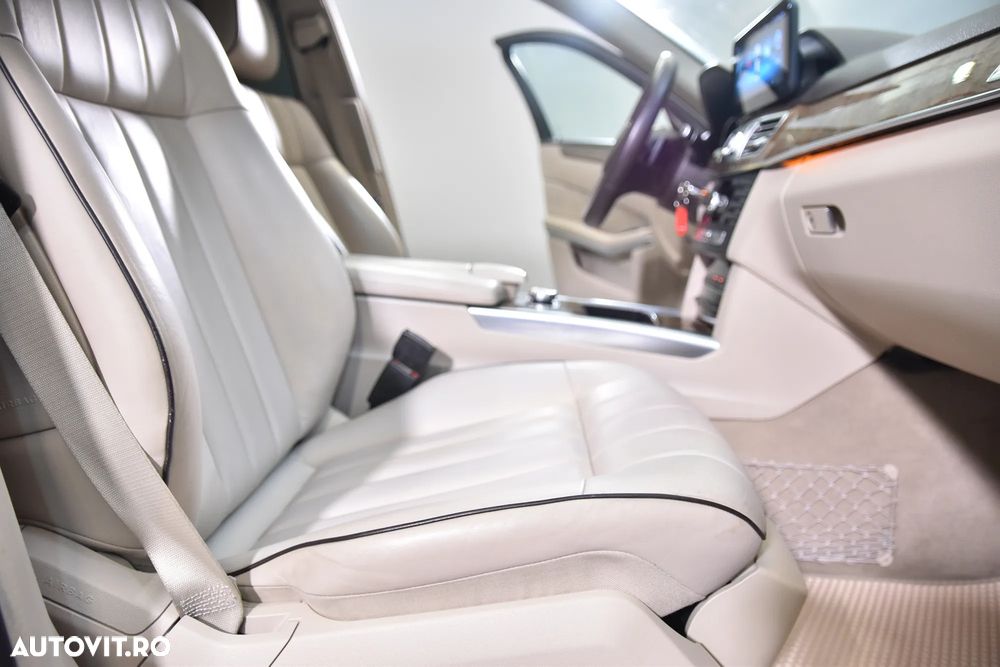 Mercedes-Benz E 250 7G-TRONIC - 12