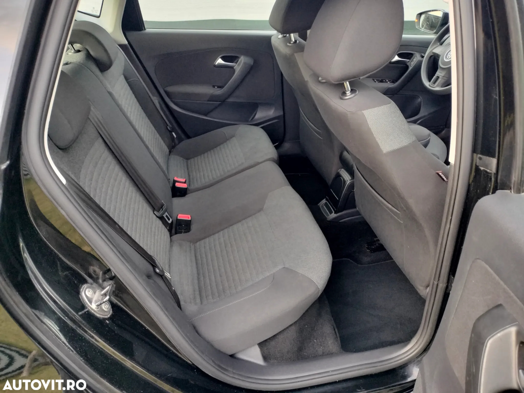 Volkswagen Polo 1.2 TSI Black/Silver Edition - 10